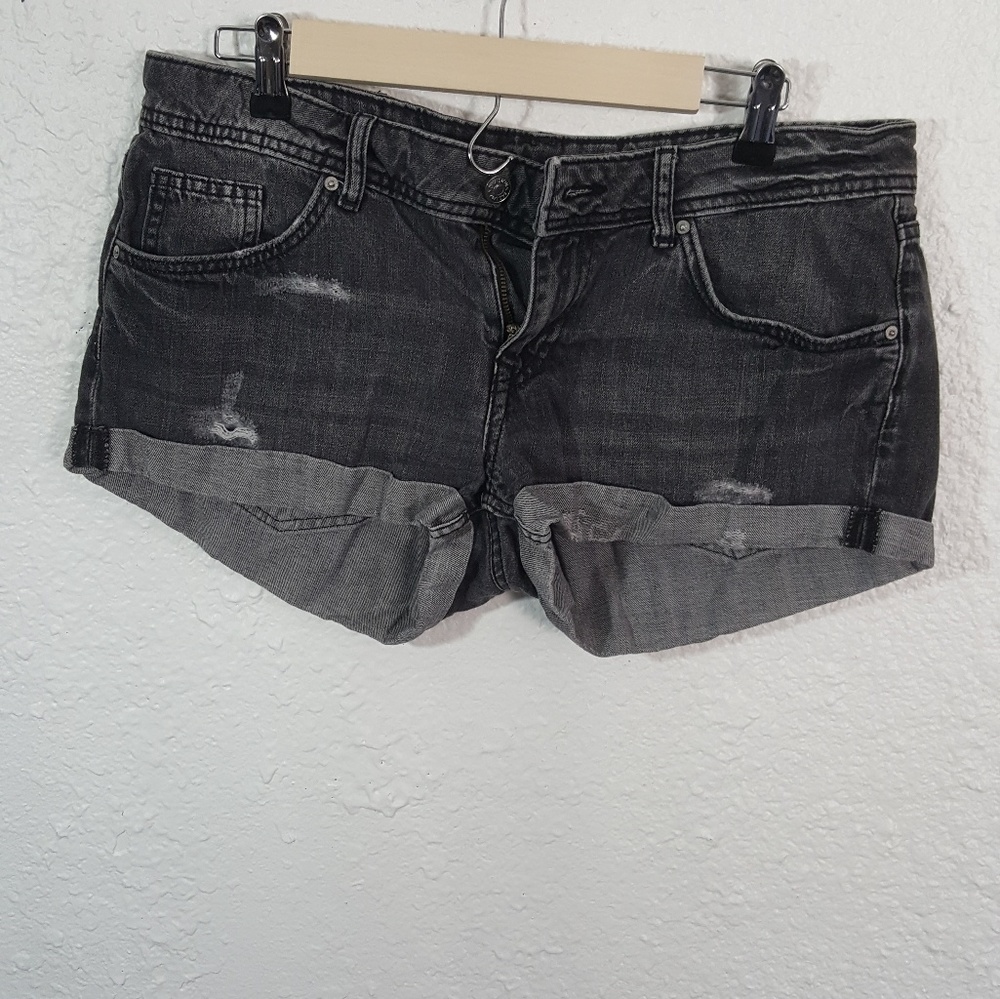 H & M Black Distressed Jean Shorts